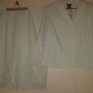 2 pc suit skirt and jacket